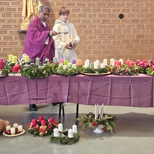 Adventkranzsegnung