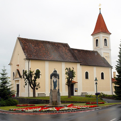 Pfarrkirche - Ansicht aus Richtung nordosten