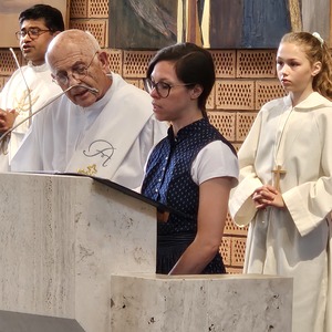 v.l. Pater Rijo, Diakon Dr. Peter Zotti, Katharina Graner, Johanna Lang