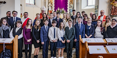 In Baumgarten empfingen 24 Jugendliche das Sakrament der Firmung.