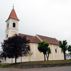 Pfarrkirche - Ansicht aus Richtung südwesten