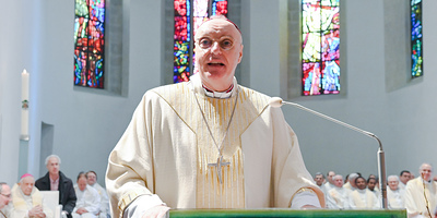 Diözesanbischof Ägidius J. Zsifkovics bei der Predigt.