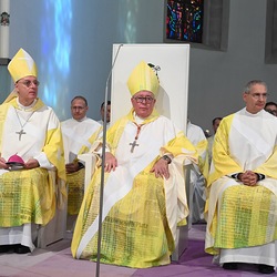 Diözesanbischof Ägidius J. Zsifkovics, Kardinal Jean-Claude Hollerich, Generalvikar Michael Wüger