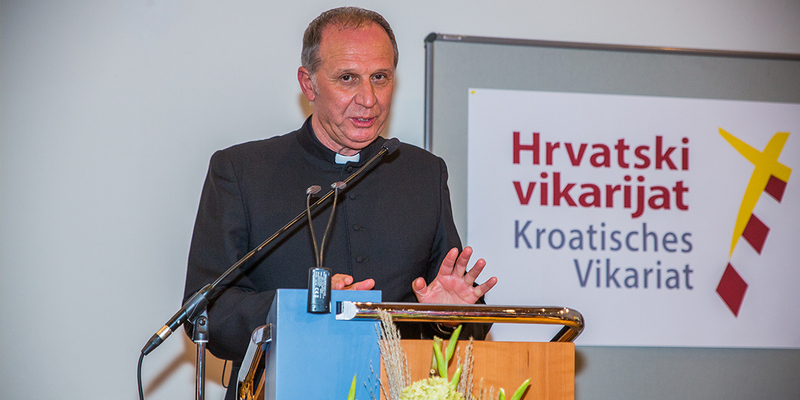 Versieht die Aufwertung der von ihm geleiteten Abteilung mit einem eindrucksvollen Relaunch im Bereich Öffentlichkeitsarbeit und Corporate Design: Bischofsvikar und Kanonikus in spe Željko Odobašić 