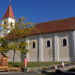 Pfarrkirche - Ansicht aus Richtung südosten