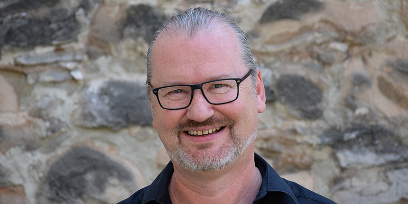 Pfarrer Richard Geier: Tatkräftiger Organisator und Motor der neuen Hauptabteilung 'Pastorale Dienste' 