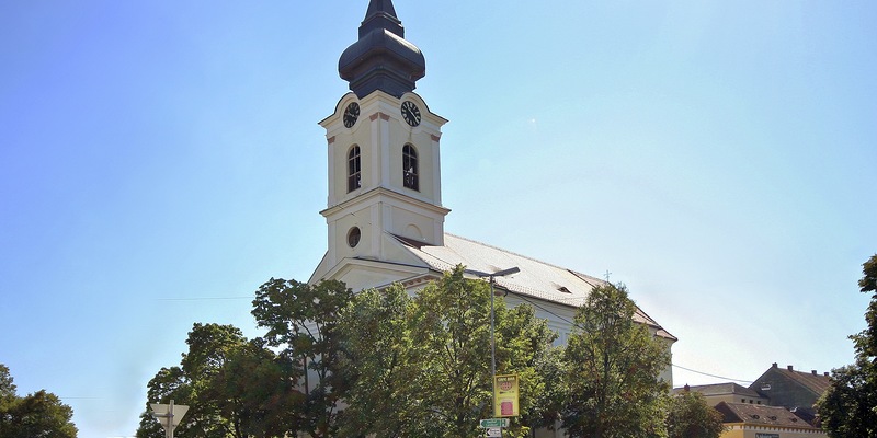 ServusTV überträgt den Gottesdienst aus der Pfarrkirche zum hl. Erzengel Michael in Großpetersdorf am Sonntag, 26. März 2023, um 9 Uhr.