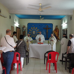 Messfeier im Salesianerkonvent am Mount Saint Thomas