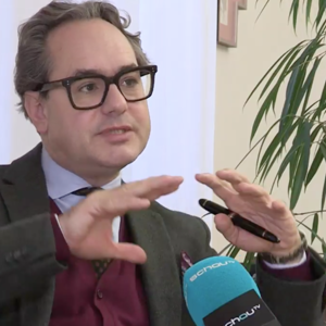 'Ob etwas eins zu eins historisch wirklich passiert ist oder dann doch durch eine gläubige Tradition ergänzt wurde, sollte nicht über wahr oder unwahr entscheiden. Es gibt auch eine Wahrheit in der Gläubigkeit, in dem, was Menschen wichtig ist, ihnen