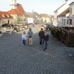 OLYMPUS DIGITAL CAMERA         