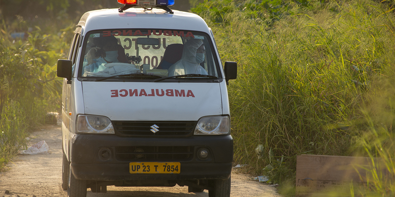 MIVA-Ambulanzfahrzeug in Indien