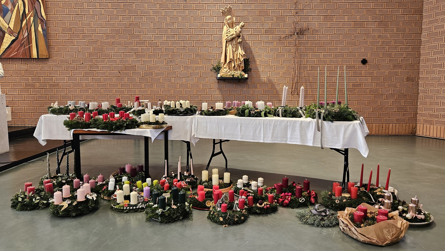 1. Advent - Gottesdienst / Nadja Hutter Adventkränze zur Segnung