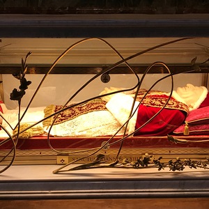 Der Leichnam des heiligen Papst Johannes‘ XXIII., des Gründers der Diözese Eisenstadt 