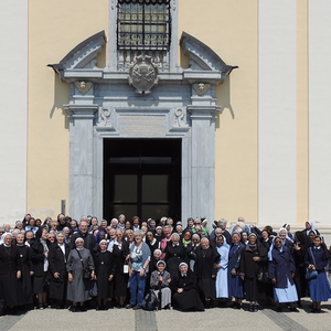 Gruppenfoto vor der Basilika Maria Taferl   