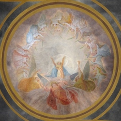 Erste Kuppel: Die himmlischen Heerscharen (Seraphim, Cherubim und Throne - die Herrschaften, Mächte und Gewalten - Fürstentümer, Erzengel und Engel). Da ertönten laute Stimmen im Himmel, die riefen: Nun gehört die Herrschaft über die Welt unserem Her