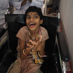 Freude, eine Fähigkeit, die viele Menschen verloren haben: Hier ist sie zu finden!