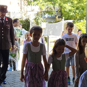 Einzug in die Kirche